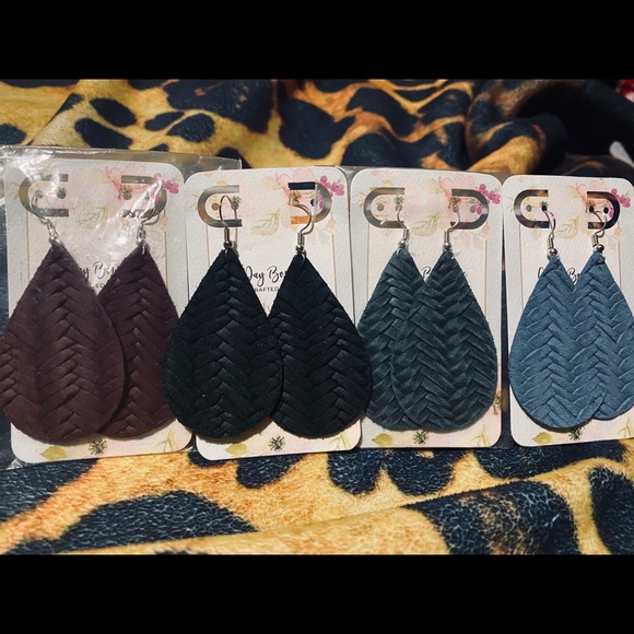 Leather Earrings - Picture 13 of 14